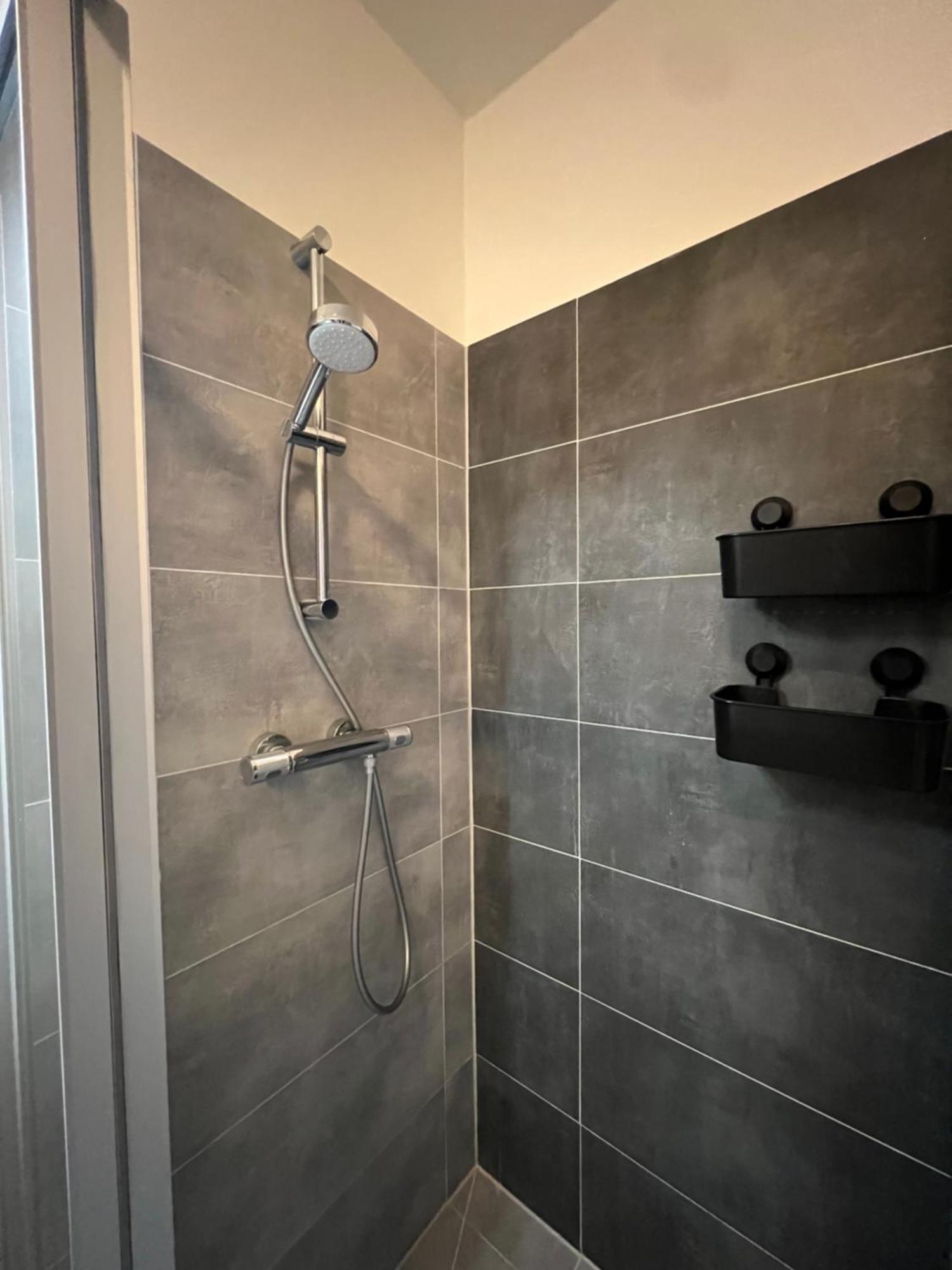 Serenity Residence Den Haag Ngoại thất bức ảnh